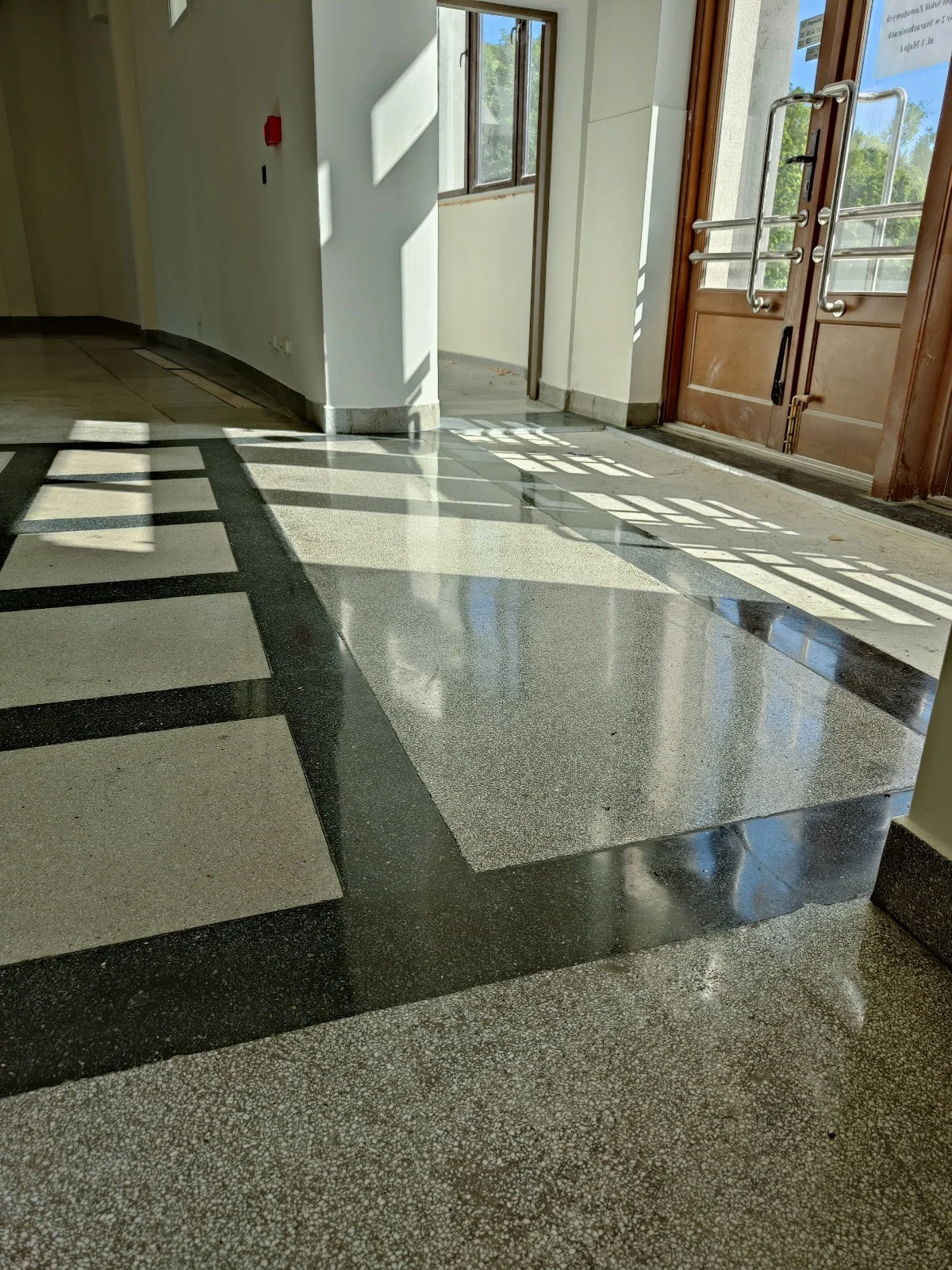 Naprawa Lastriko - Uzupełnianie Ubytków - zdjęcie z realizacji